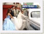 Cuernavaca - Los novios suben al coche.