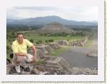 Teotihuacan - La pirmide del Sol y yo