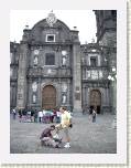 Puebla - Un timador limpiabotas frente a la catedral